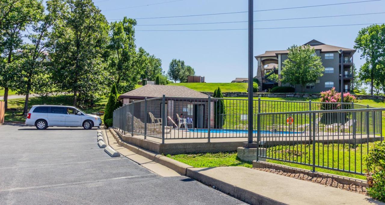 Pools Sleeps 10 Close To 76 Silver Dollar City 0502 Branson Dış mekan fotoğraf